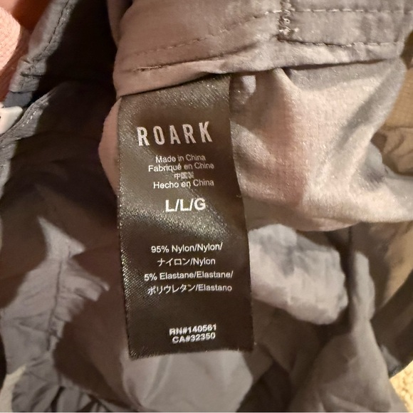 Roark Packable Shell Jacket Mens Large Gray Hooded Lightweight Windbreaker - Picture 6 of 9